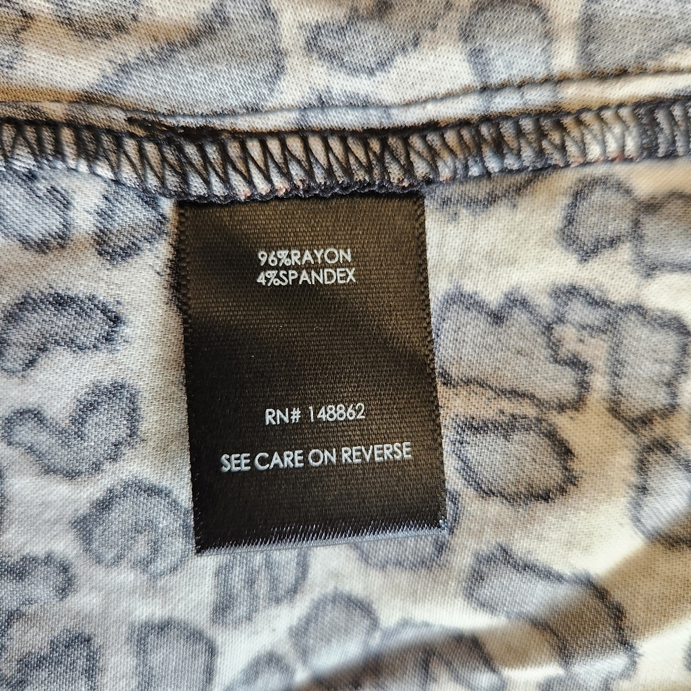 TORRID Leopard Challis Keyhole Midi Skater Dress NWT Size 2 / 2X Cutout Pin-Up - Picture 8 of 14